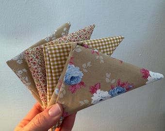 Tilda Fat Quarter Bundle (4) Sunday Brunch Pernille Sand,Creative Memories Gingham Yellow,Brie Basic Mustard,Sunday Brunch White Flower Sand