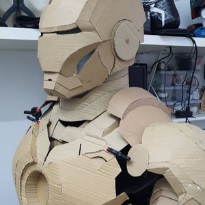 Homem de Ferro Mark 4 COMPLETO Da Cabeça aos Pés Tudo em Um PDF Tamanho A4 e Carta (Pronto para Imprimir)