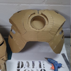 Plantilla PDF del cofre Iron Man Mark 4 (lista para imprimir)