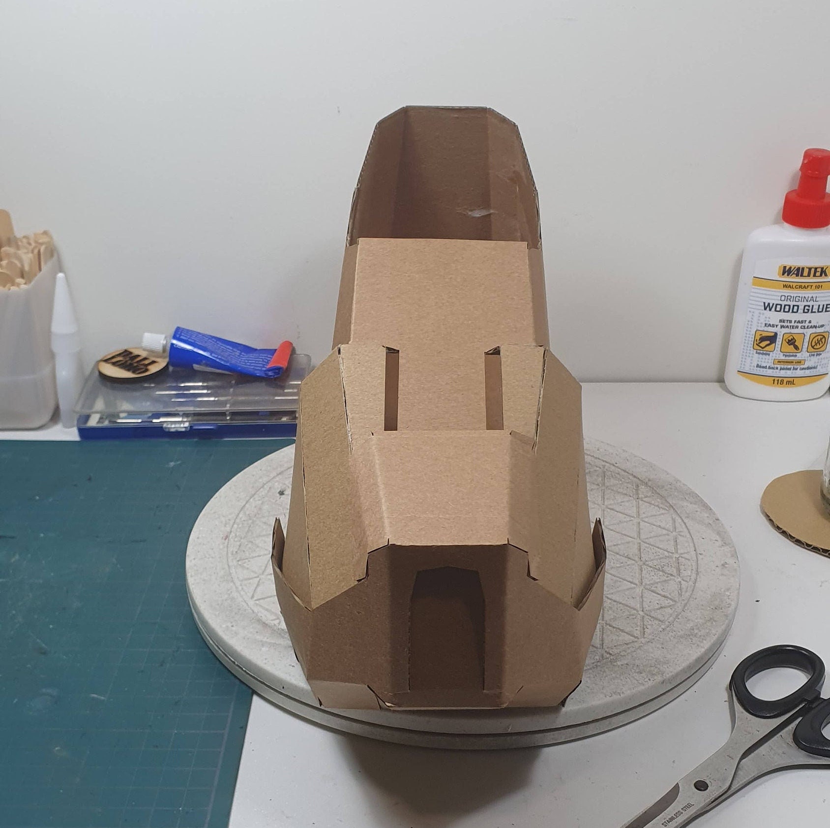 Iron Man Mark 4 onderbeen, laarzen - pdf-sjabloon in A4- en Letter-formaat  (klaar om af te drukken) - Etsy België, image size:1688x1684