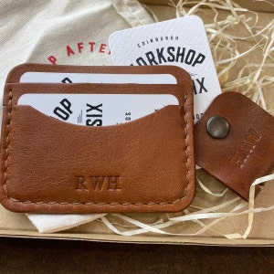Cartera slim de cuero hecha a mano personalizada - Personalización GRATUITA - Billetera minimalista - Regalo de aniversario personalizado cosido a mano para él imagen 4