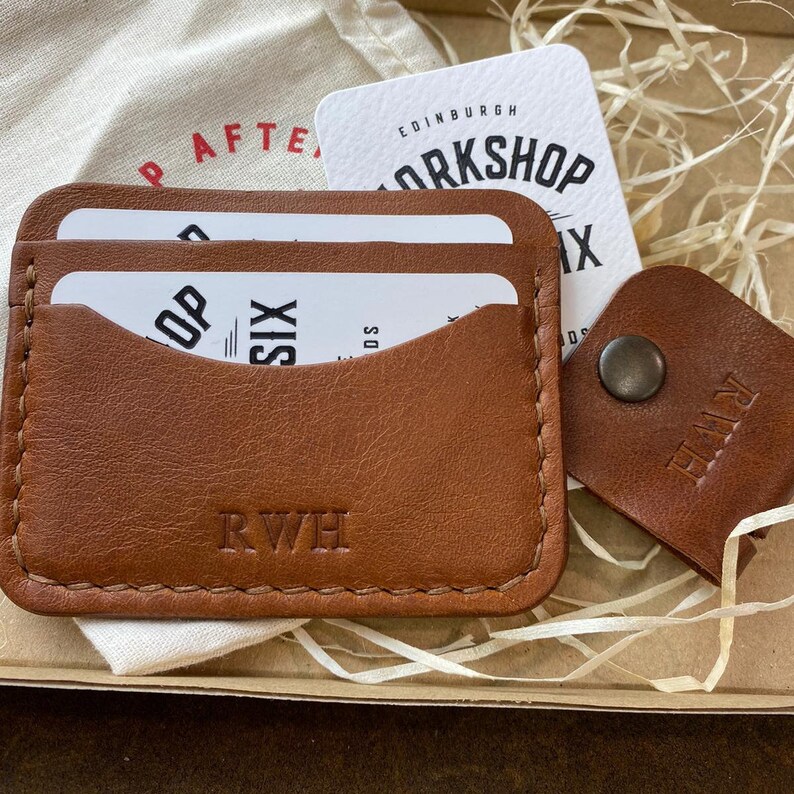 Cartera slim de cuero hecha a mano personalizada - Personalización GRATUITA - Billetera minimalista - Regalo de aniversario personalizado cosido a mano para él imagen 4