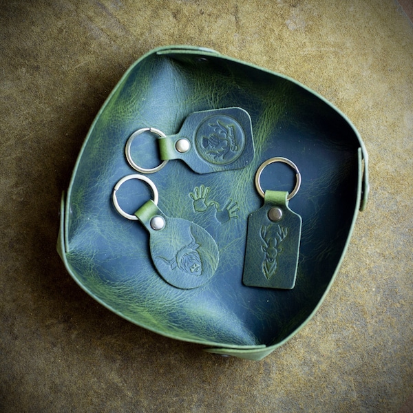 Handmade Green Leather Tray - Every Day Carry - Handcrafted Gift for Home - Home Decoration Present - 3rd 9th Year Wedding Anniversary Gift