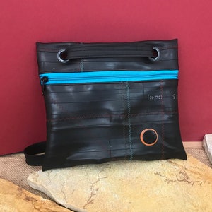 Upcycling shoulder bag made of bicycle tube - large - with red lining