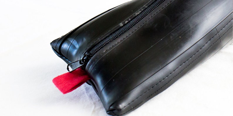 Pencil cases, make-up bags, tool bags made from upcycled bicycle tubes schwarz