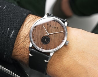 Engraved Wood Watch | Luxury Wood Watch | Men's Wooden Watch | Personalized Gift for Him | Fiancé Gift | Groomsmen Gift Set | Leather Strap