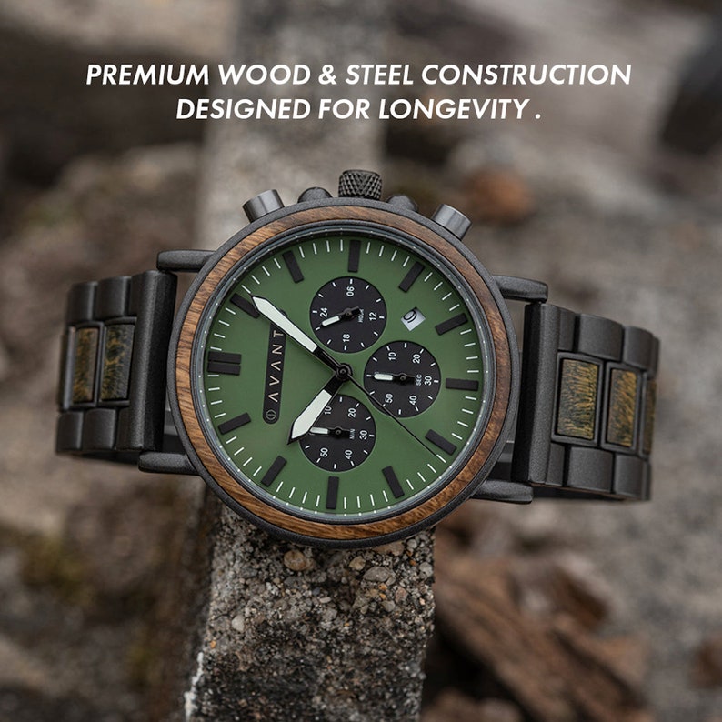 Engraved Wood Watch Explorer S 44mm Green Sandalwood & Black Steel, Mens, Personalized Gift, Groomsmen Gift Set, Handcrafted by Avant zdjęcie 3