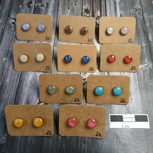 1x pair of hypoallergenic wooden earrings in 6 mm, 8 mm or 10 mm (with a plastic or stainless steel plug, hand-painted) - resin