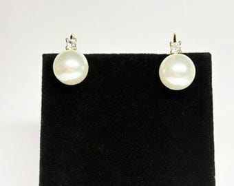 Pearl with CZ Earrings, 18kt Gold Plate Lever back closure.