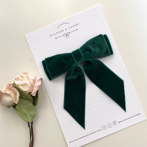 Fiocco per capelli in velluto verde, fiocco per capelli a coda corta in velluto, fermaglio per fiocco per capelli in velluto, elegante fiocco verde per donna, fiocco da damigella d&#39;onore, fermaglio per capelli con fiocco