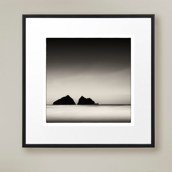 Impression de la côte des Cornouailles d'art minimaliste, impression photo carrée longue exposition, grande impression d'art mural noir et blanc, beaux-arts paysage marin