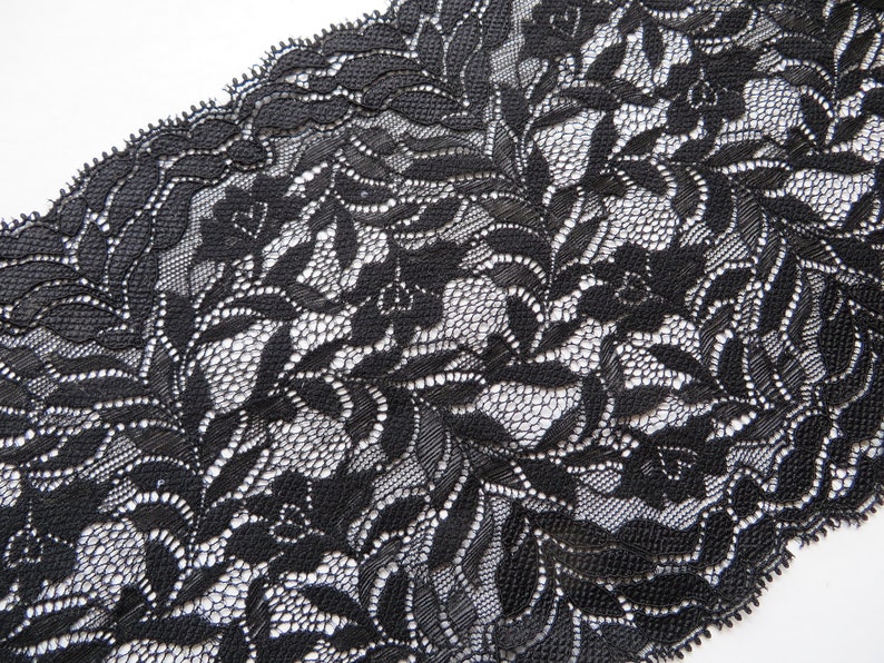 NOUVEAU 1 m de dentelle élastique noire de haute qualité fleurs de 16 cm de large image 1