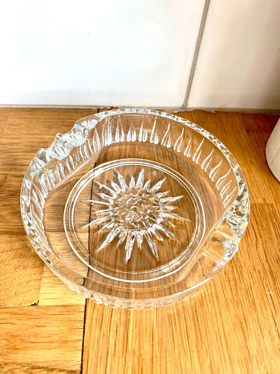 ヴィンテージの透明ガラス灰皿。レトロなガラスボウル。 - Etsy 日本