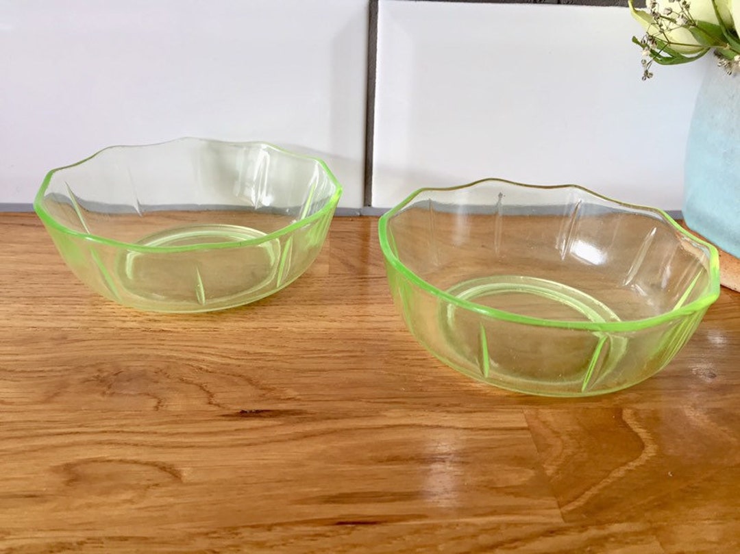 Vintage 1930's Green Glass Dessert Bowls Etsy
