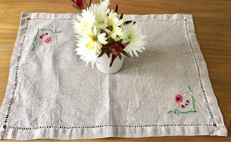 Vintage tray linen cloth
