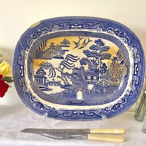 Antique willow platter. Blue and white transferware. Meat plate.