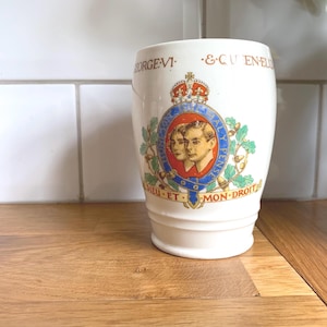 1937 coronation mug. George V and Queen Elizabeth.