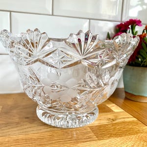 Vintage 1930&#39;s lead glass fruit bowl. Trifle bowl