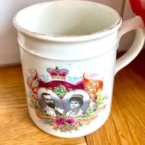 1911 coronation mug. Queen Mary and George V.