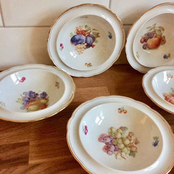 Vintage arzberg fruit bowls. Set of six.