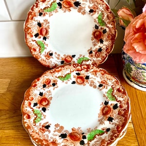 Le superbe James édouardien fait face. assiettes latérales Wellington Staffordshire. Lot de 5.