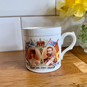 1911 coronation mug. Queen Mary and George V.