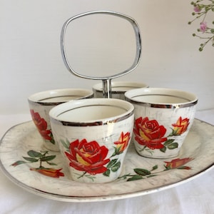 Äggkoppar och serveringsfat, "Rose Marie", mitten av århundradet, 1950-talet