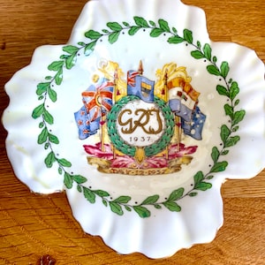 Commemorative coronation trinket dish. 1937 king George VI and Queen Elizabeth