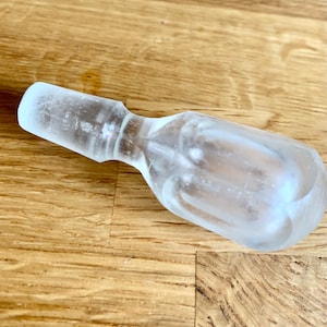 Vintage lead glass bulb decanter stopper.