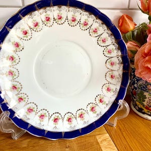 Vintage Victorian dinner plate.