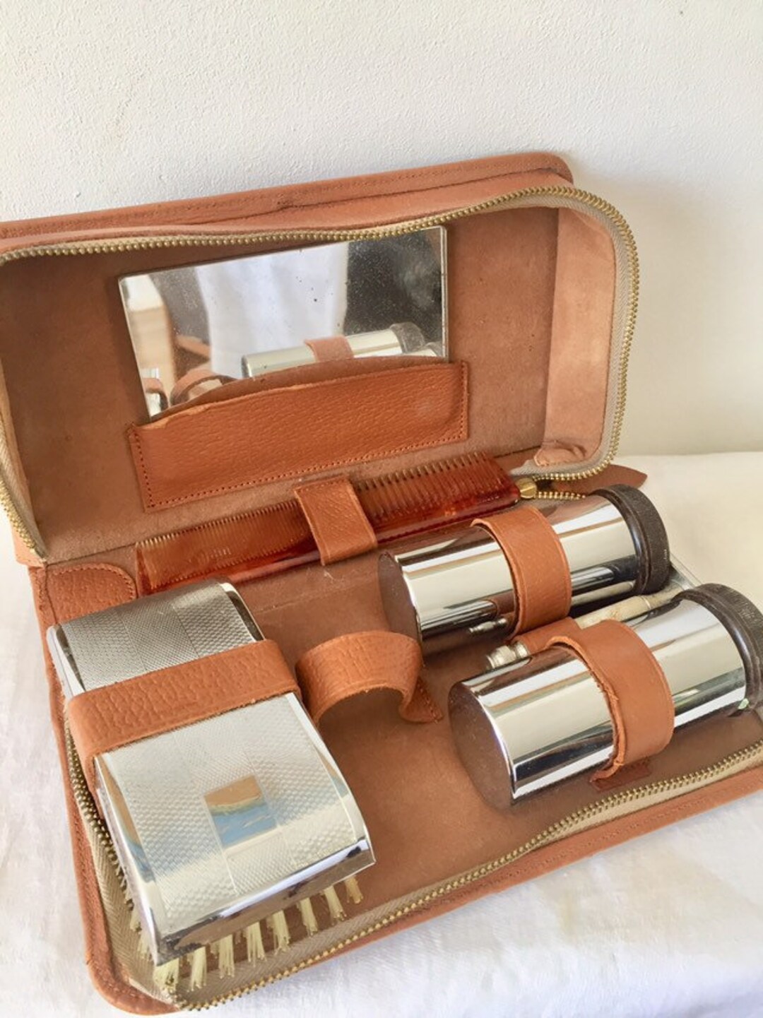 Ancienne trousse de toilette coiffeur en cuir voyage vanity