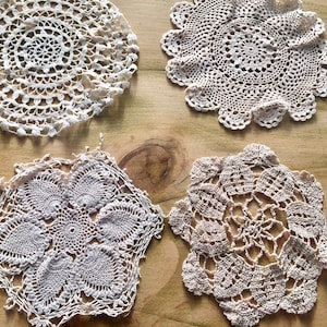 4 Vintage crochet table centrepiece or vintage tray cloth. Large crochet doily.
