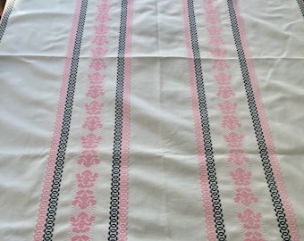 vintage embroidered linen tablecloth