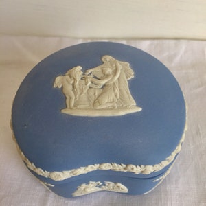 Wedgwood Jasperware trinket box.