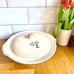 Vintage Art Deco Grays lidded tureen. Vintage serving bowl