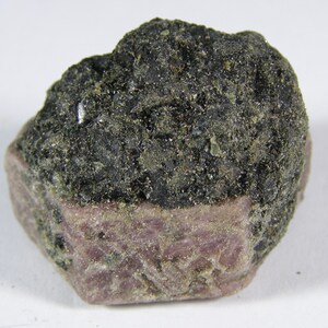 HEXAGONAL RUBY CRYSTAL - 3.6 x 3.0 cms 69.5 gms - Love, Toumaline