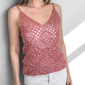 CROCHET PATTERN + VIDEO - Tulip Square Tank Top - Granny Square Crochet Top Pattern For summer - Size-Inclusive (Sizes S-5XL) - Instant Pdf
