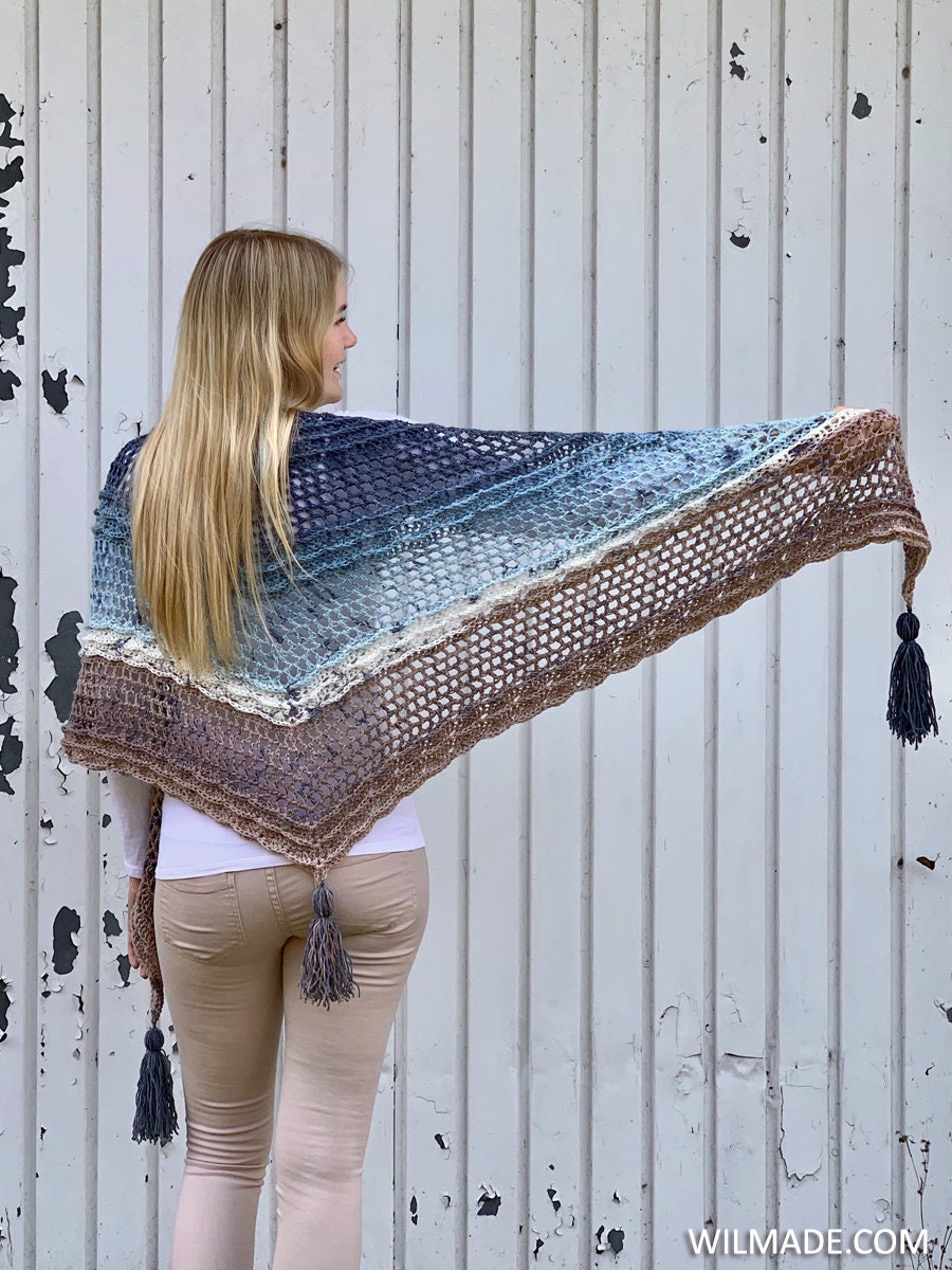 Crochet Shell Wave Pattern CROCHET PATTERN - Shell Wave Shawl - Top-down Triangle Shawl ...