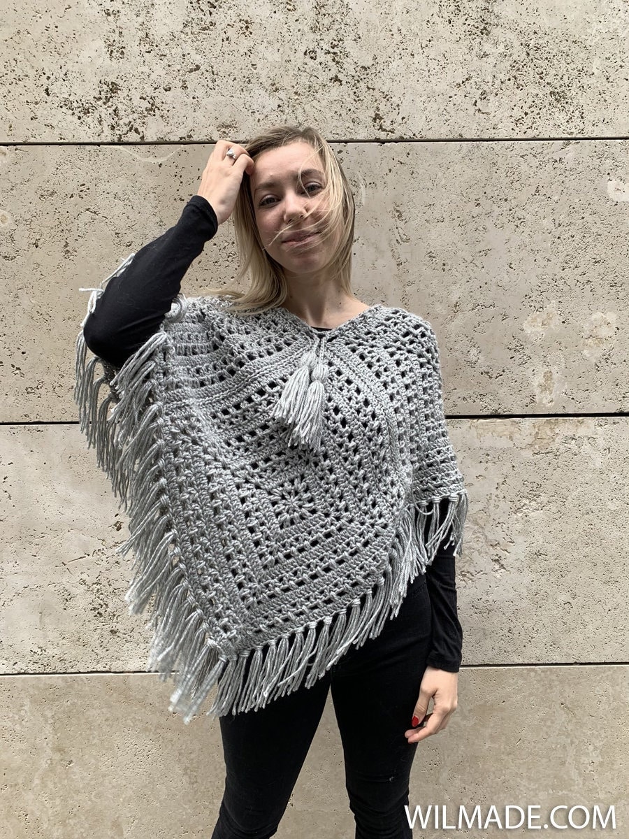 CROCHET PATTERN + VIDEO - Tulip Square Poncho - Granny