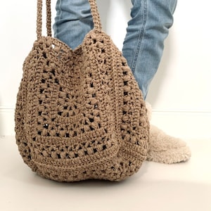 Tulip Square Trapeze Tote Crochet Pattern Instant PDF download by Wilmade Granny Square Crochet Bag / Purse / Pouch image 6