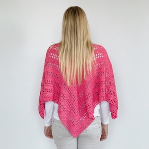 Such Simple Poncho for beginners crochet pattern triangle garment sweater lionbrand Jeans Colors image 5