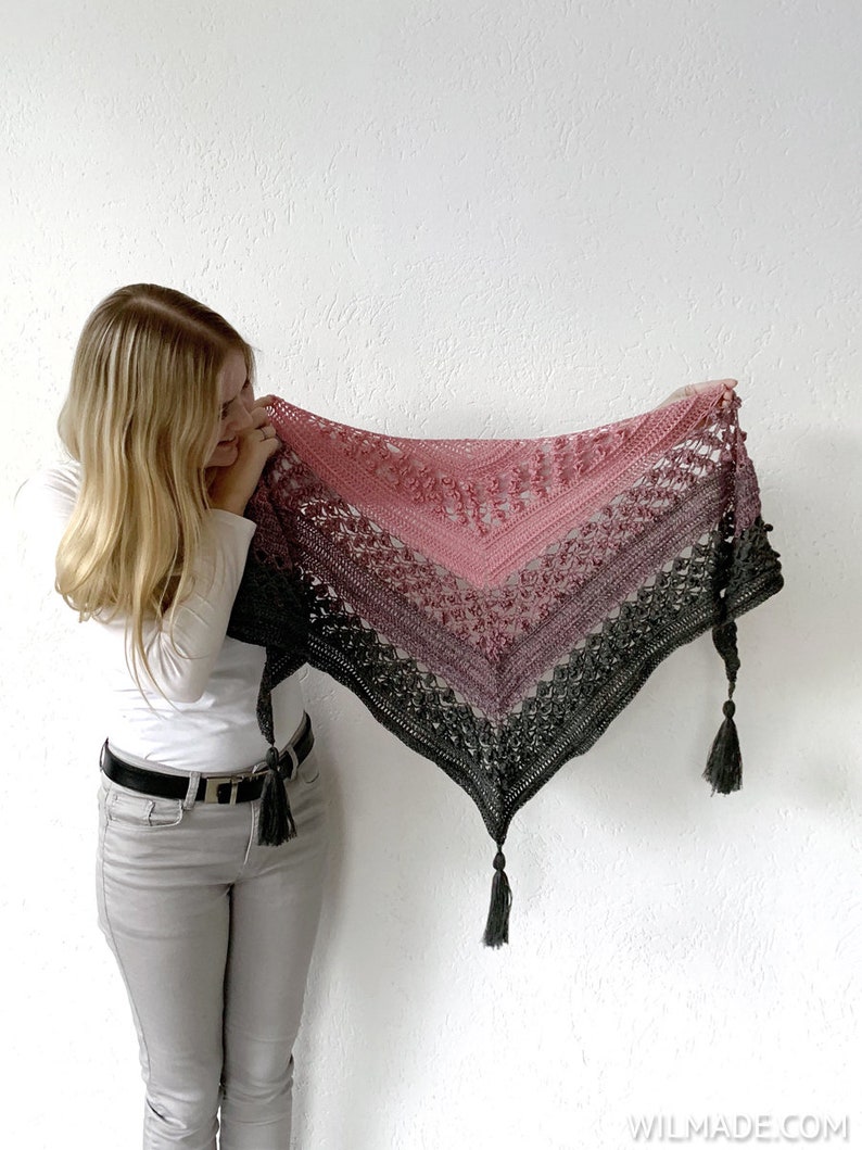 Vela Flower Friend Shawl 1 Crochet Flower Shawl PDF Pattern Etsy UK