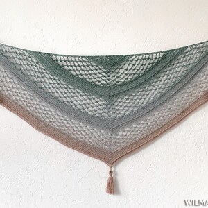 Vela Flower Friend Shawl 3 Crochet Pattern PDF instant download by Wilmade Top-Down Triangle Shawl with flowers image 5