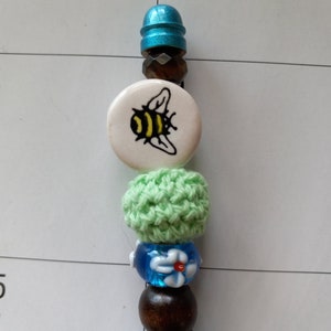 Cute bee and flower beaded metal pen gift, nature lover pen gift