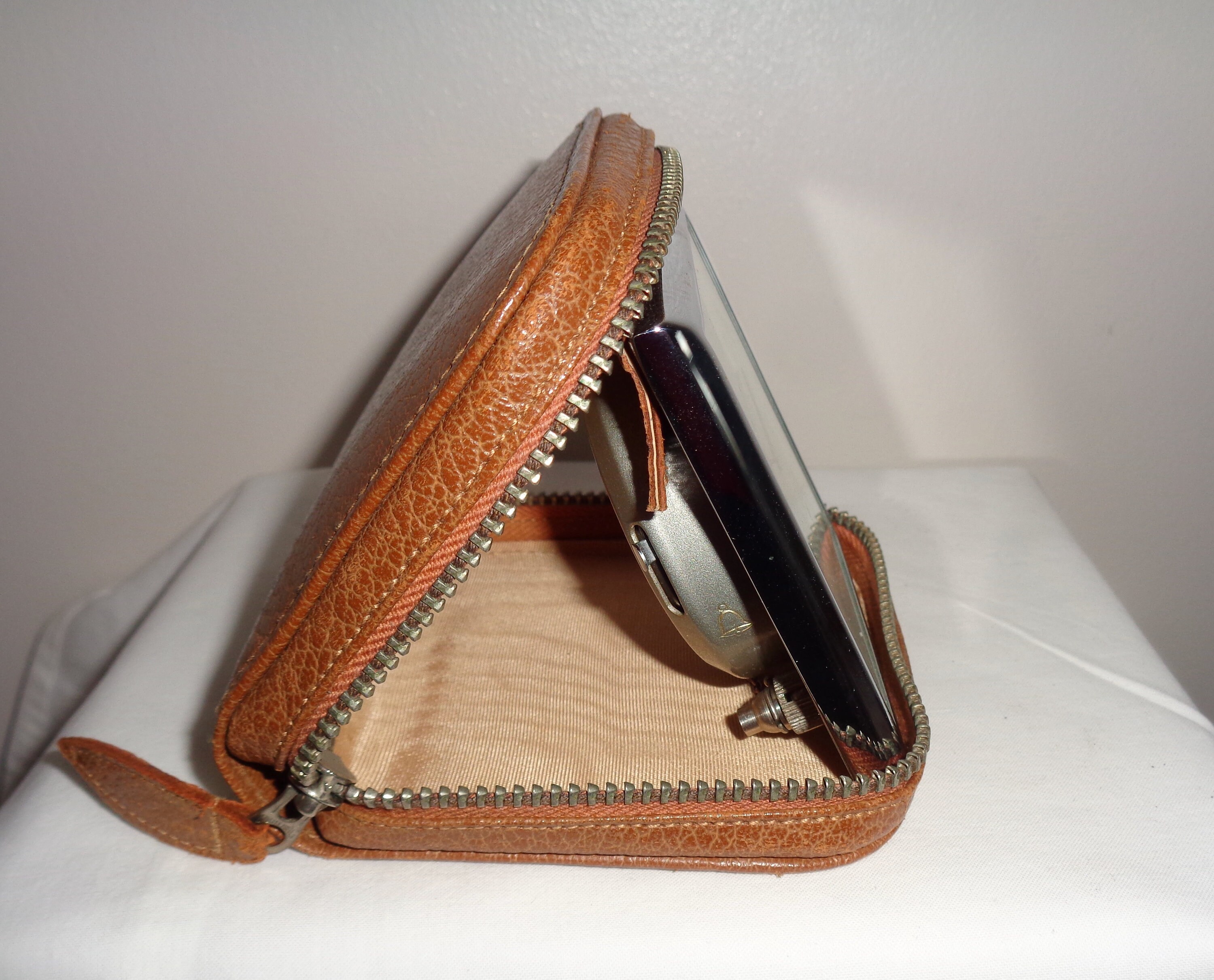 Vintage Smiths Travel Alarm Clock In A Zippered Brown Leather Etsy