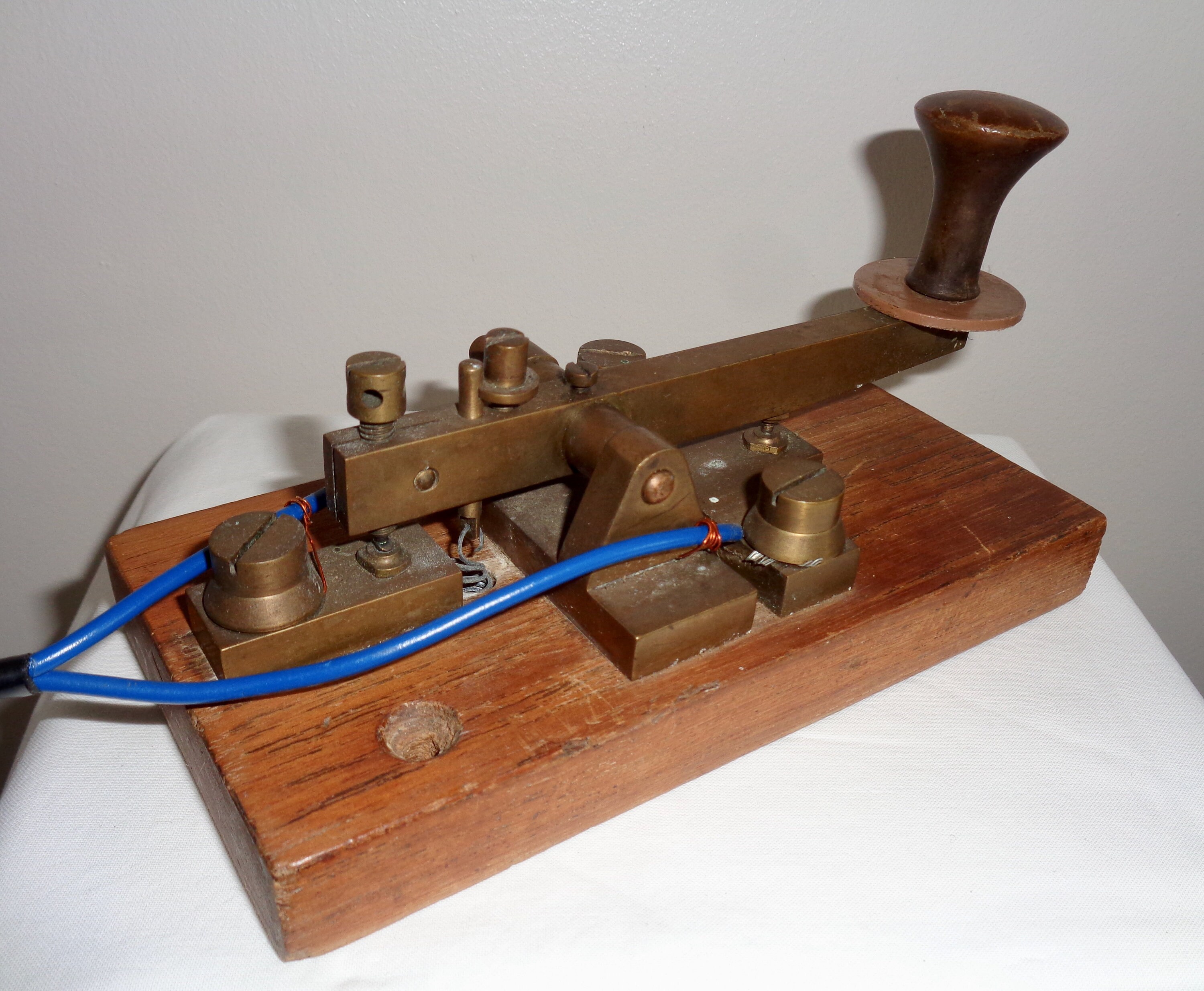 Image of 1916 Elliott Brothers British Gpo Pattern Morse Key. Vintage Telegraphy. Code Communication
