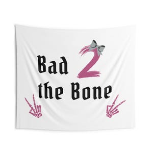 Bannière de fête d&#39;anniversaire Bad Two the Bone