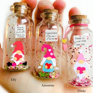 Fiole Message Gnome, Cadeau Personnalisé Saint Valentin, Message Amour, Pour Elle, Pour Lui, Couple, Mini Porte bonheur Unique en bouteille