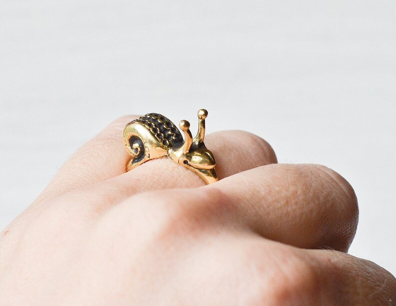 Lovely bronze smiling snail ring Bronze snail ring Cute animal bronze jewelry Boho style jewelry Romantic gift Original woodland jewelry