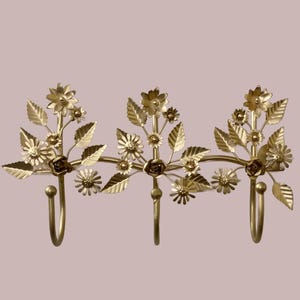 Floral Wall Hook Rack